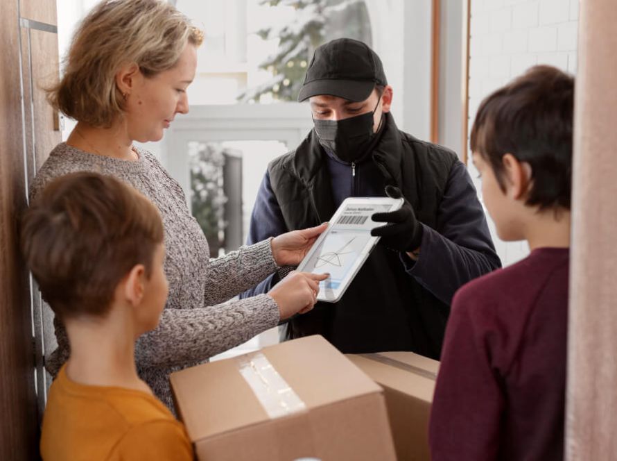 How to Avoid Common Scams When Hiring International Movers in UAE: A Comprehensive Guide