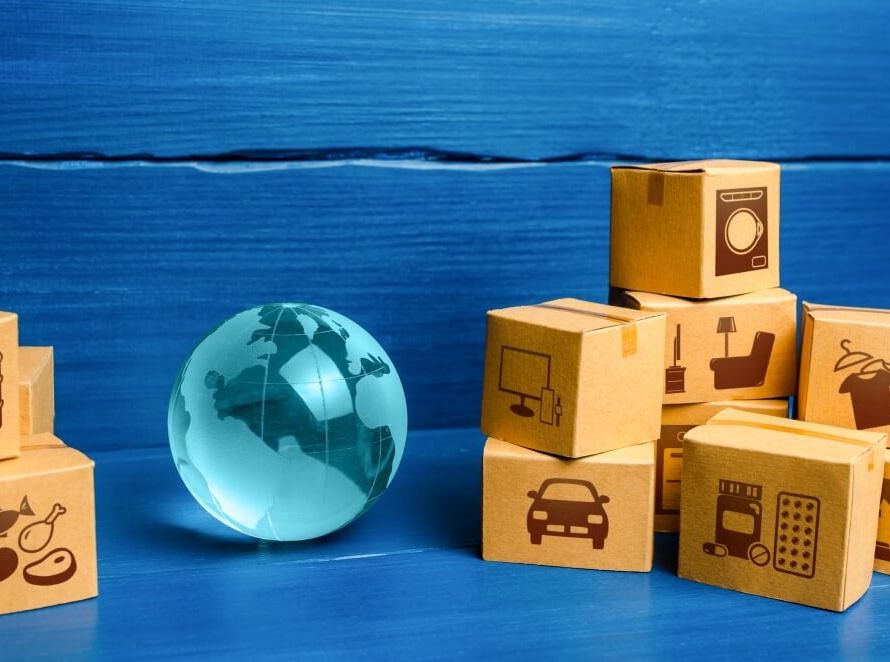 International Moving Made Easy: A Step-by-Step Guide by Helpxpat