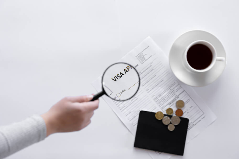 Common Mistakes to Avoid When Applying for a Dependent Golden Visa UAE – Helpxpat Guide